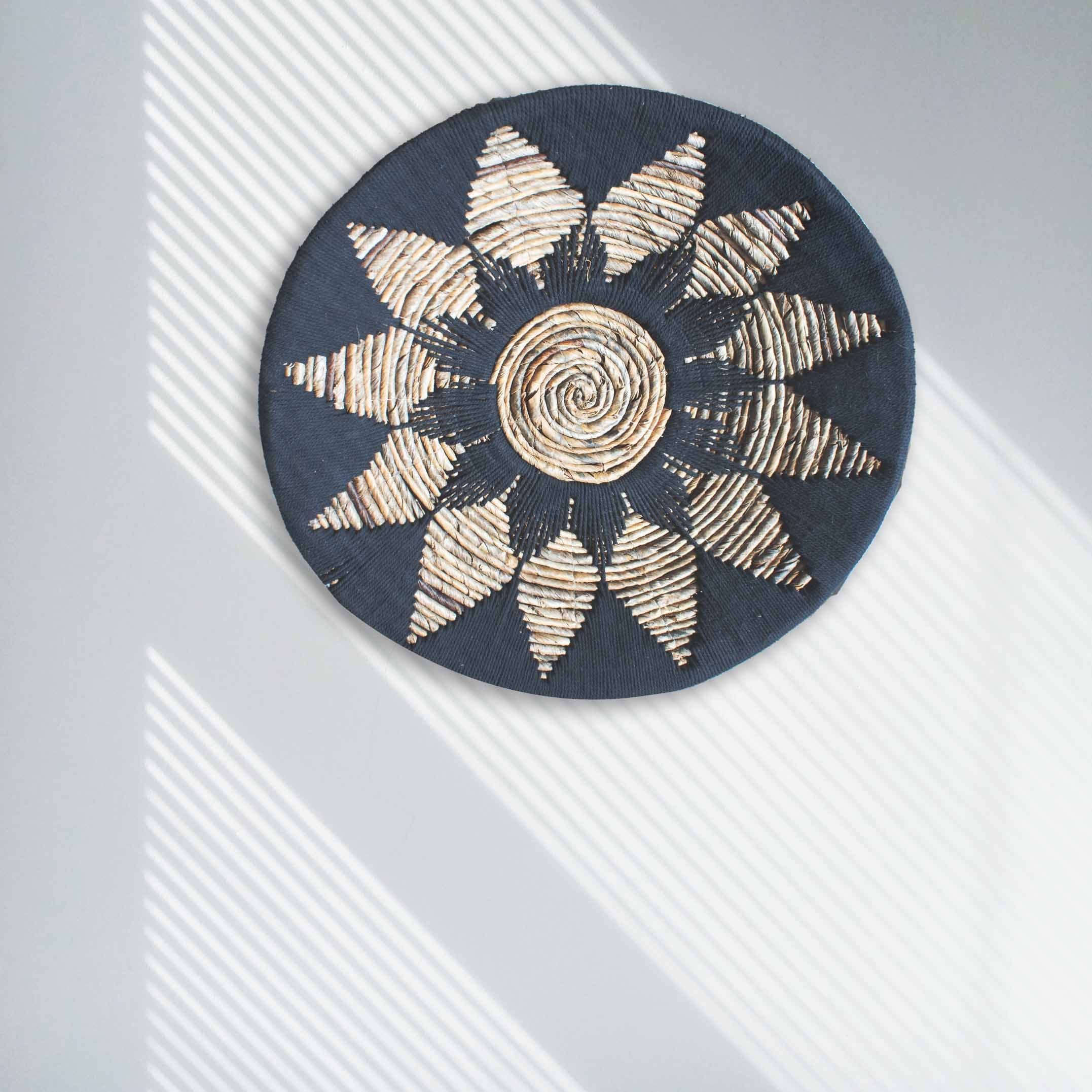 Conjunto de 3 Taças Decorativas em Algas Marinhas — Preto