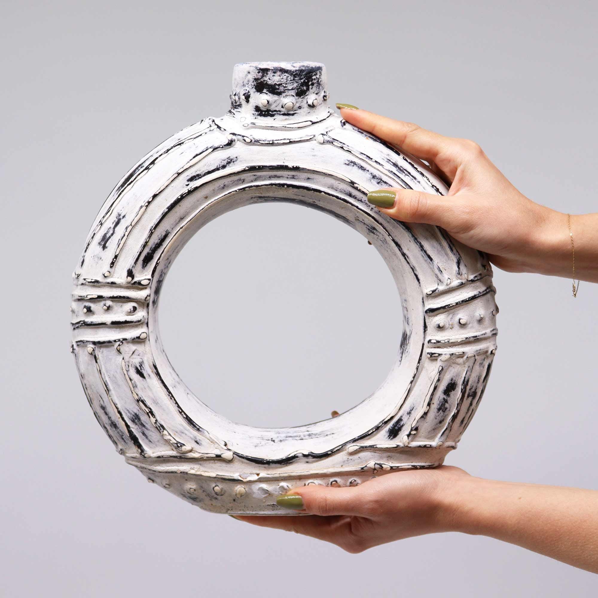 Jarro Redondo em Cerâmica Donut — Creme 30cm