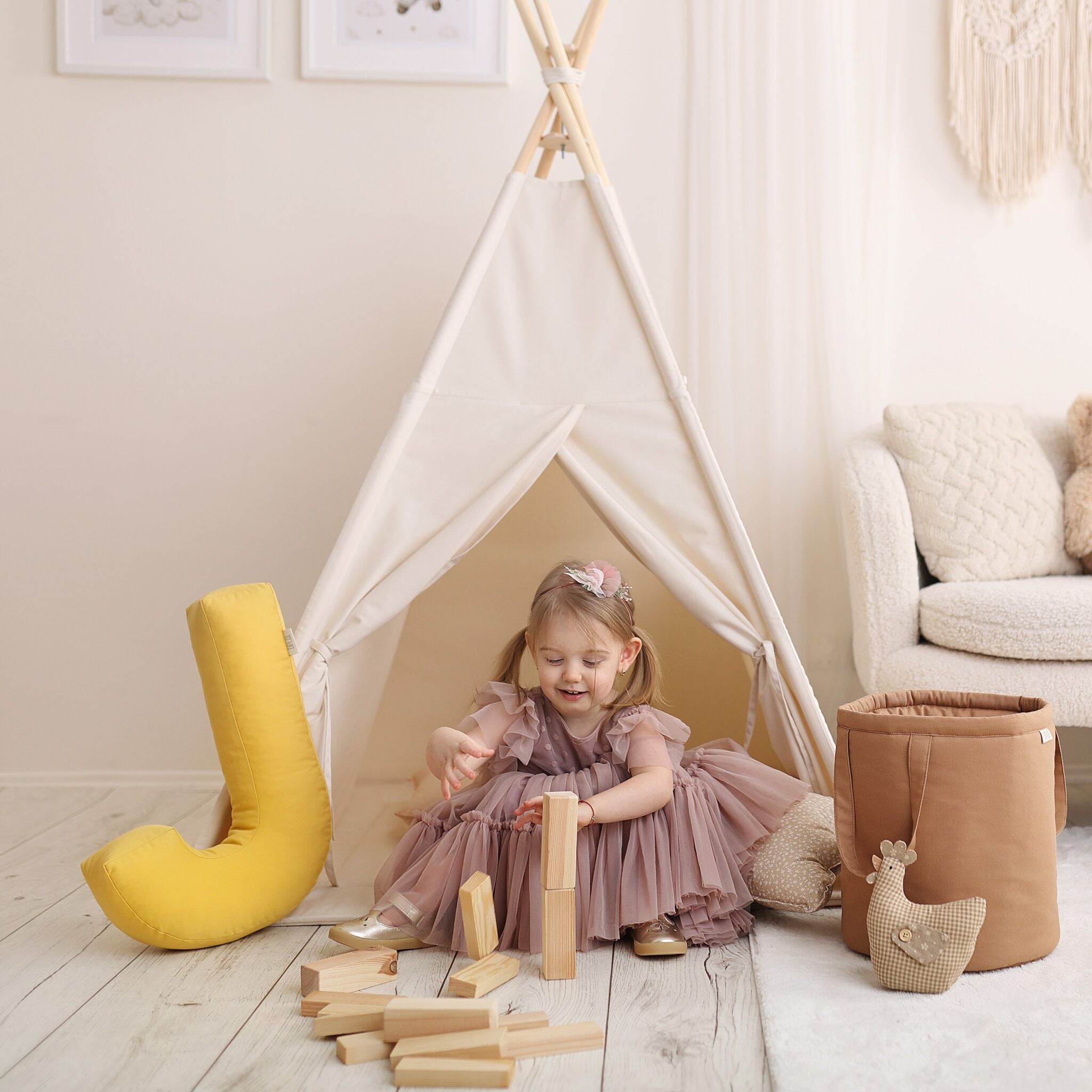 Light Beige Teepee Tent